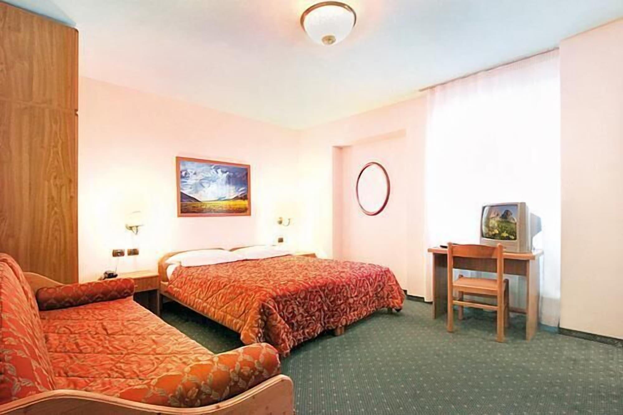 קאנזיי Hotel Il Caminetto Sport מראה חיצוני תמונה