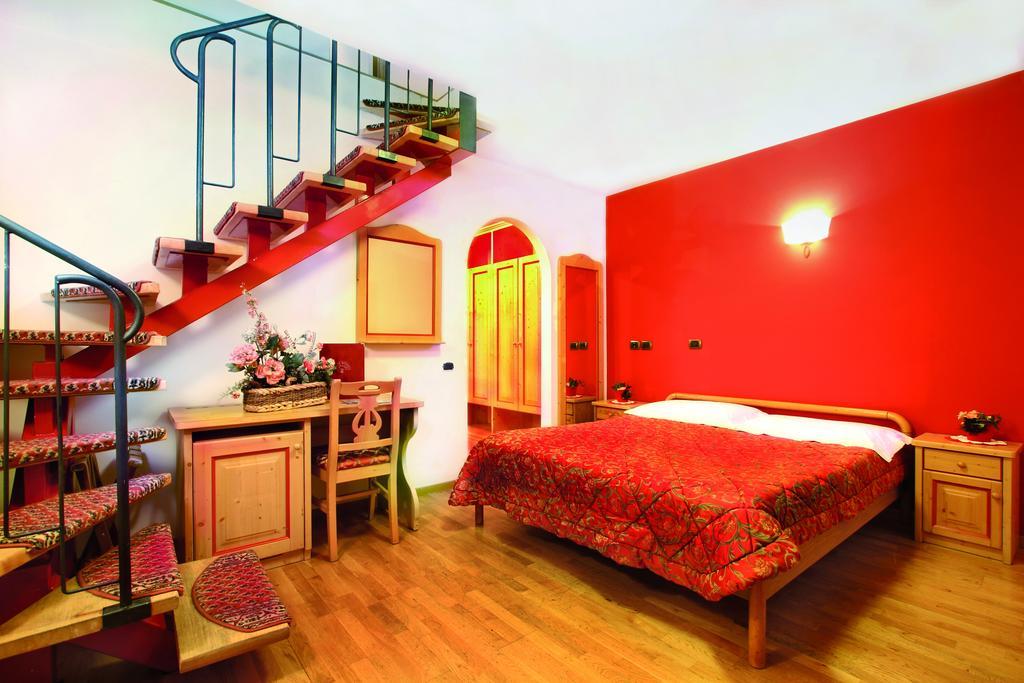 קאנזיי Hotel Il Caminetto Sport מראה חיצוני תמונה