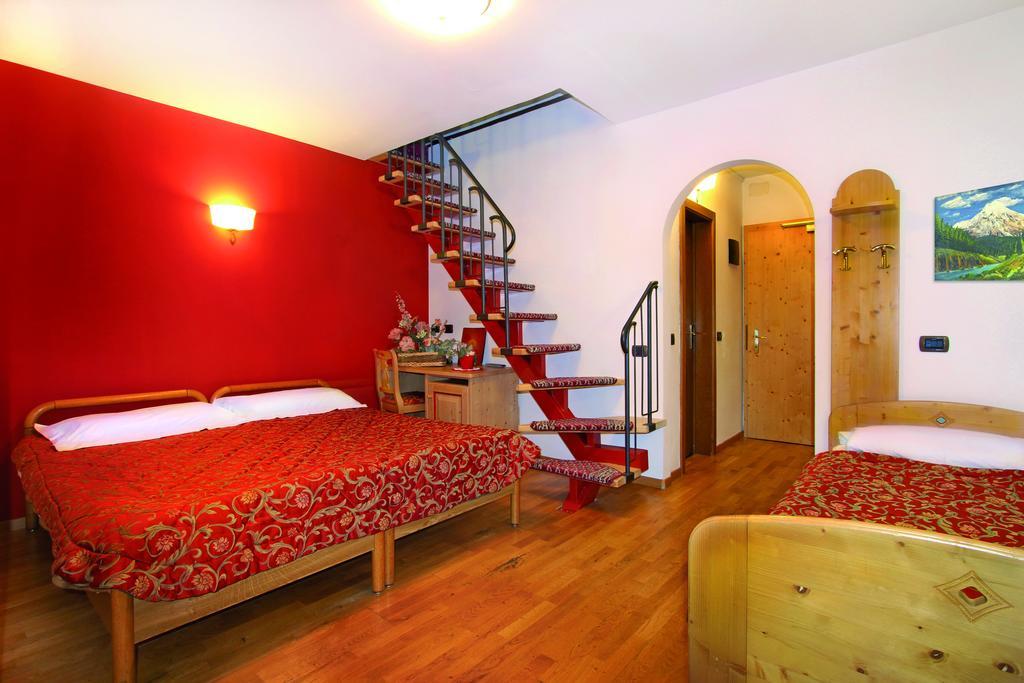 קאנזיי Hotel Il Caminetto Sport מראה חיצוני תמונה